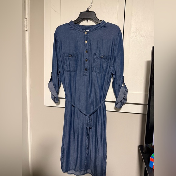 Liz Claiborne Dresses & Skirts - Liz Claiborne Dark Blue Long Sleeve Dress